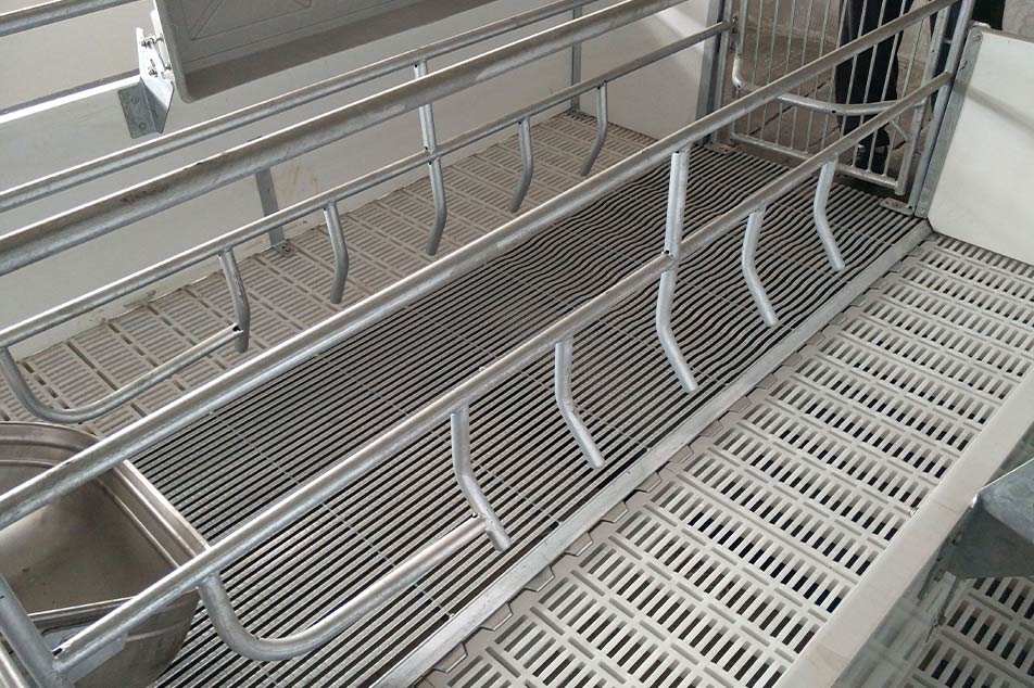 Ipinapakilala ang Deba Brothers Galvanized Triangular Bar (TriDEK) Flooring System